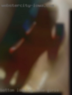 Bottom looking fora nude girls friend or friends.