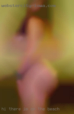 Hi there, I'm on the beach 5'8 170lbs.